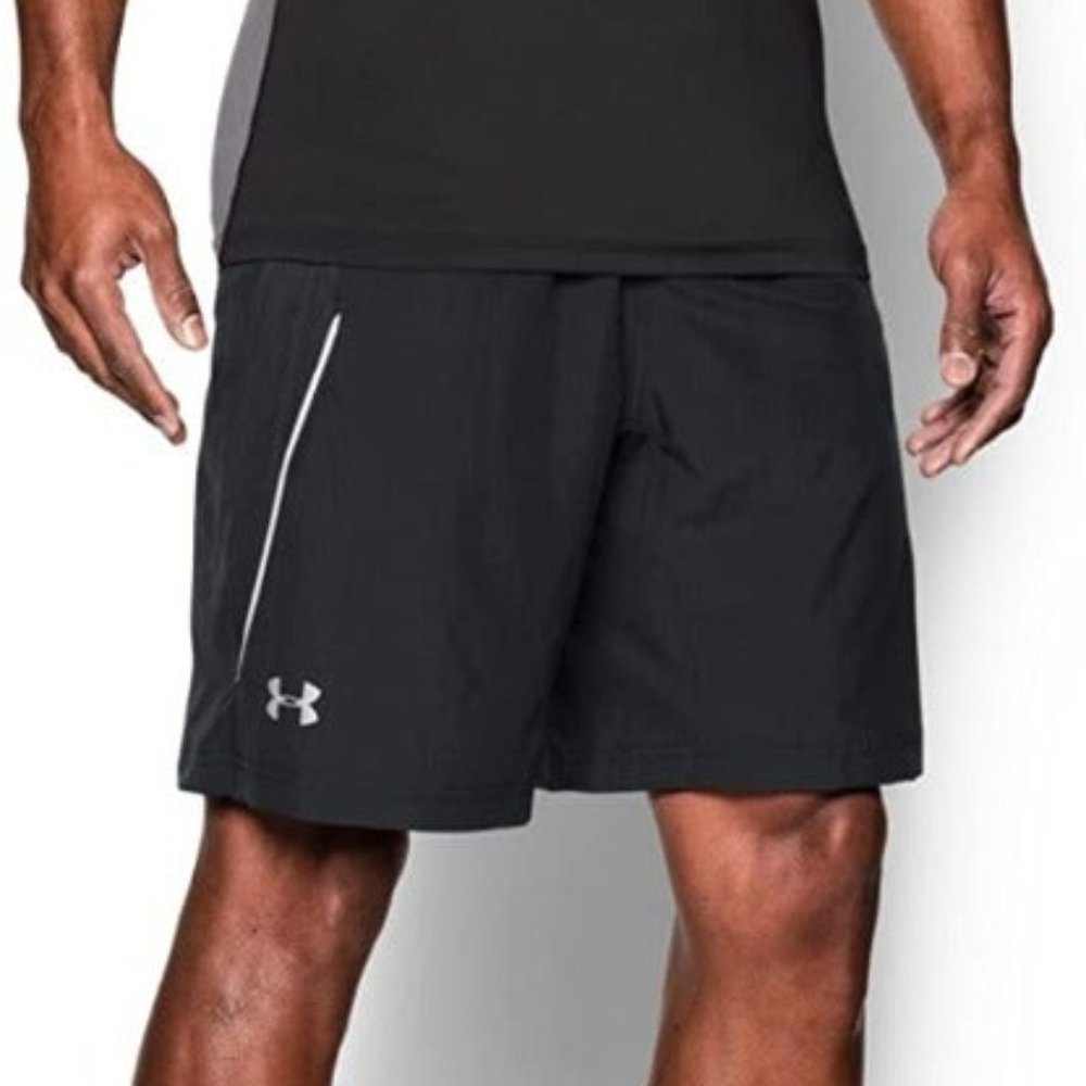 Under Armour Launch 9" Running Shorts NWT NEW L